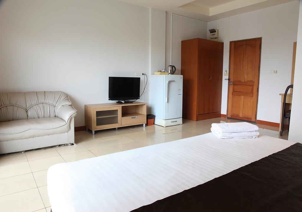Arya Inn Pattaya Beach Hotel Exterior foto