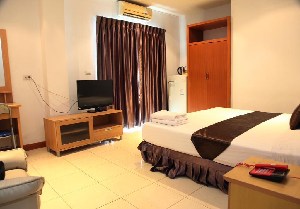 Arya Inn Pattaya Beach Hotel Exterior foto